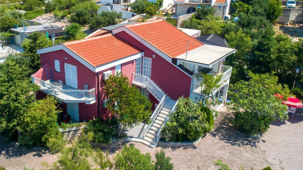 Resort Haus Toma Cesarica Exteriér fotografie